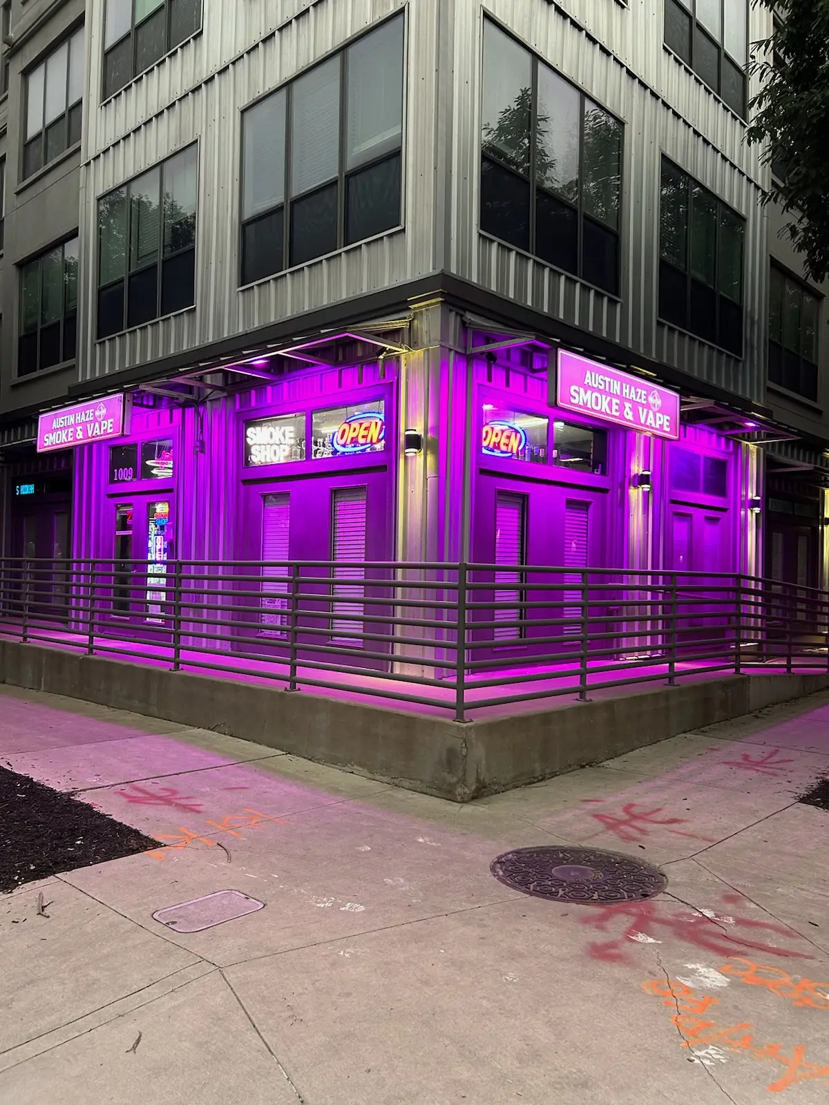 Image of Austin Haze Smoke & Vape