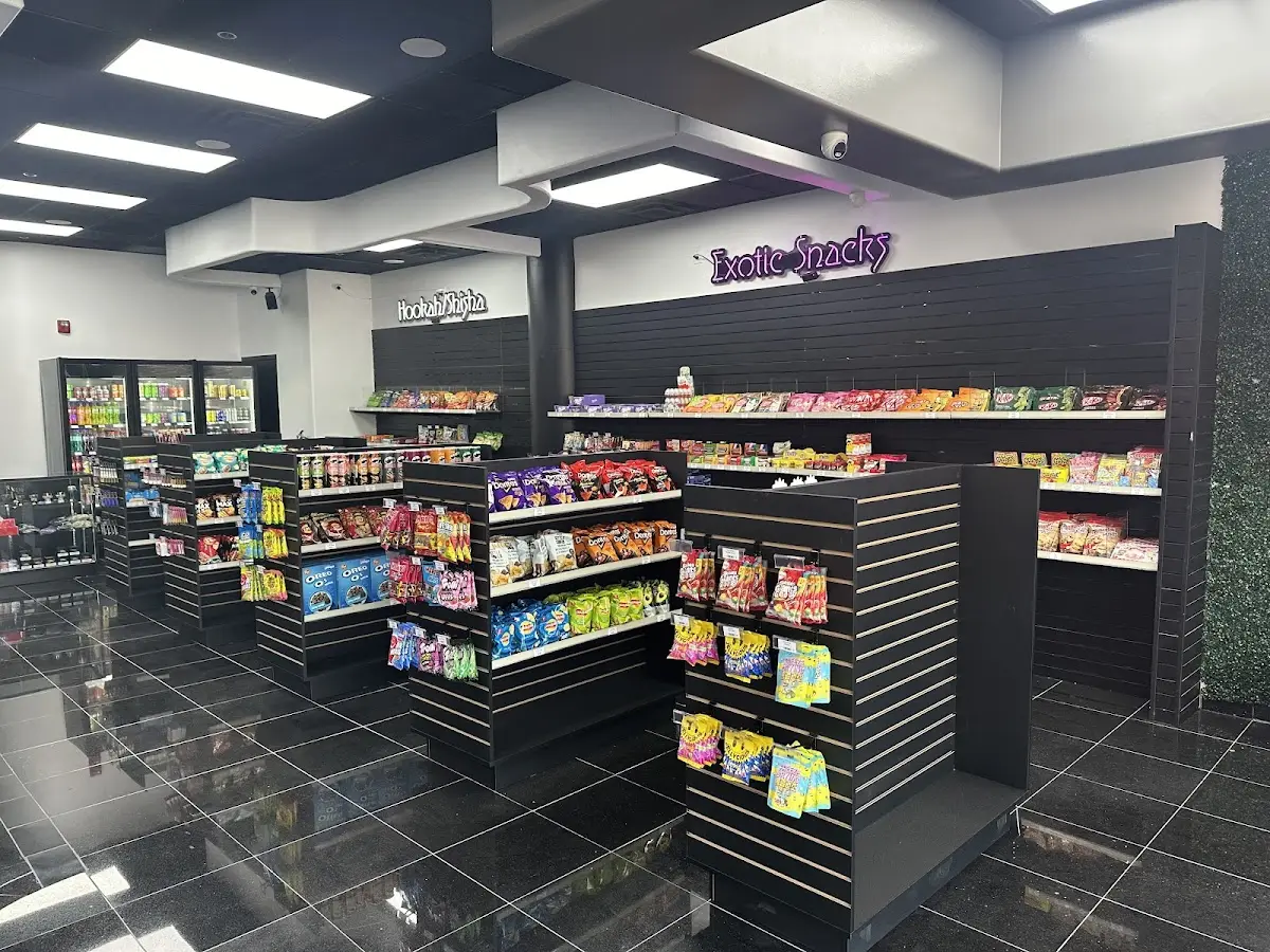 Image of Flo Vapor and More - Dallas | Geekbar | Lost Mary | Raz25000 | Off Stamp | Foger | Delta | Exotic Snacks | Smoke Shop | Cigar