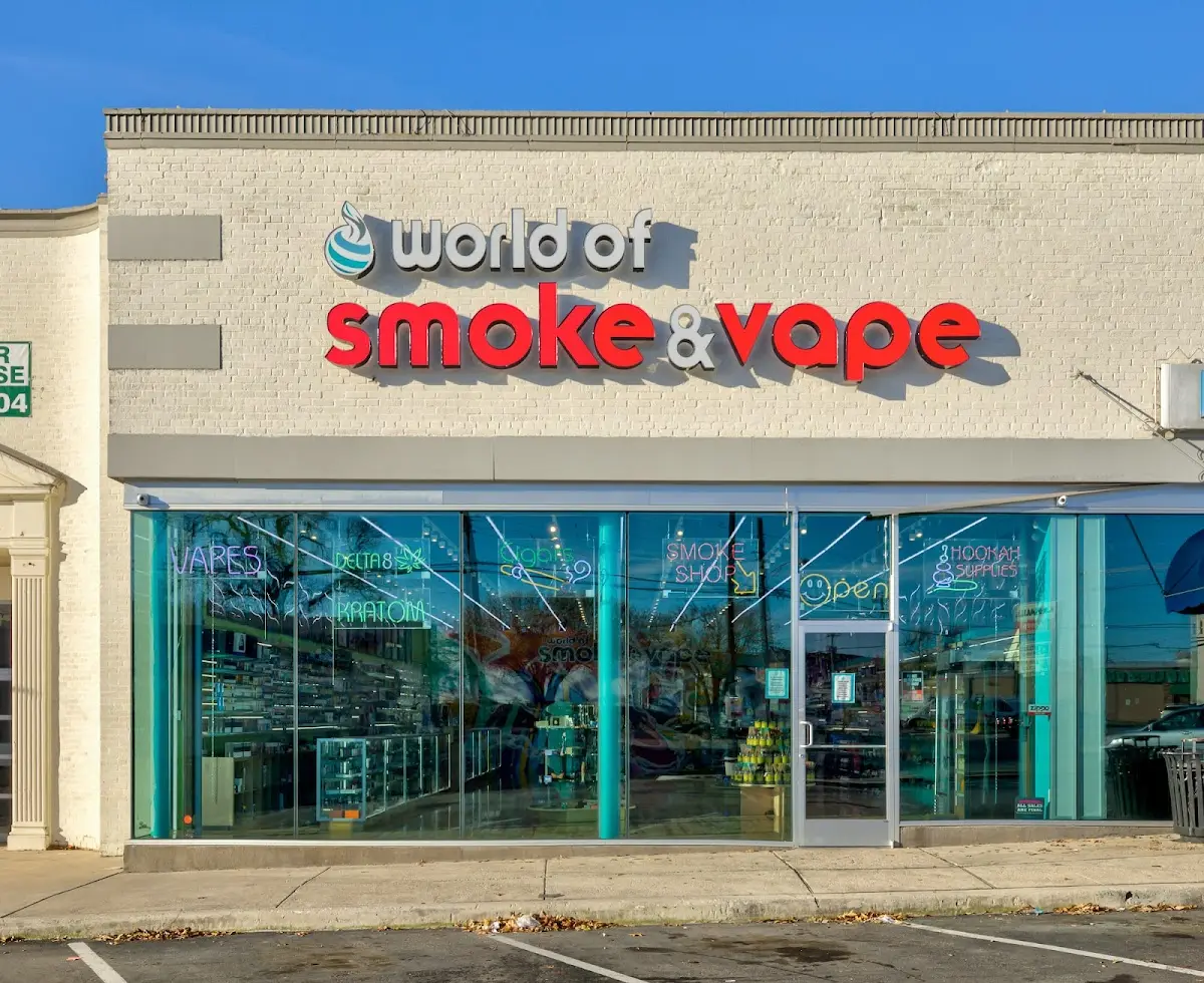 Image of World of Smoke & Vape - Greenville