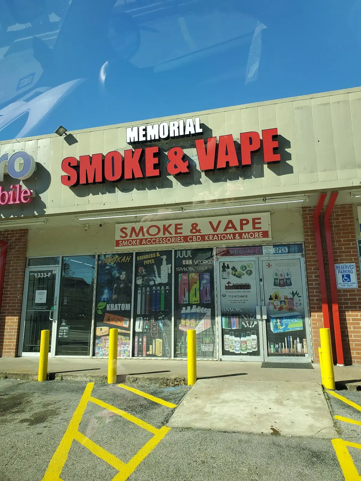 Image of Memorial Smoke & Vape